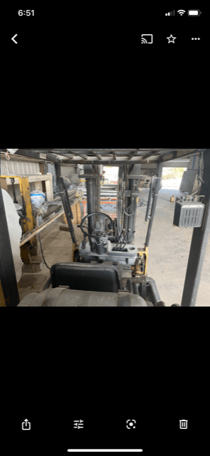 CAT 40 Forklift (Triple Stage Mast)