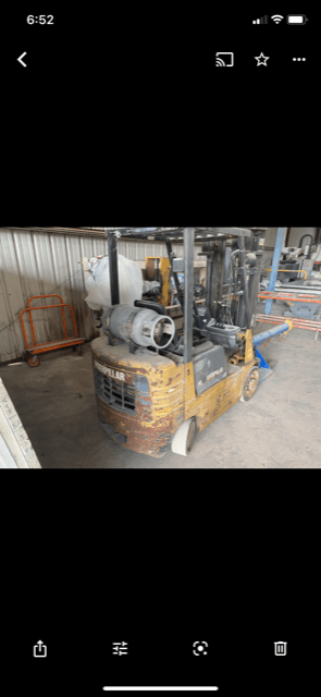 CAT 40 Forklift (Triple Stage Mast)