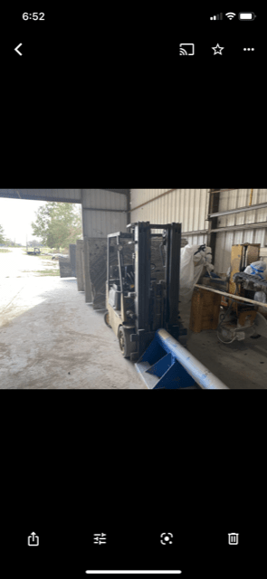 CAT 40 Forklift (Triple Stage Mast)