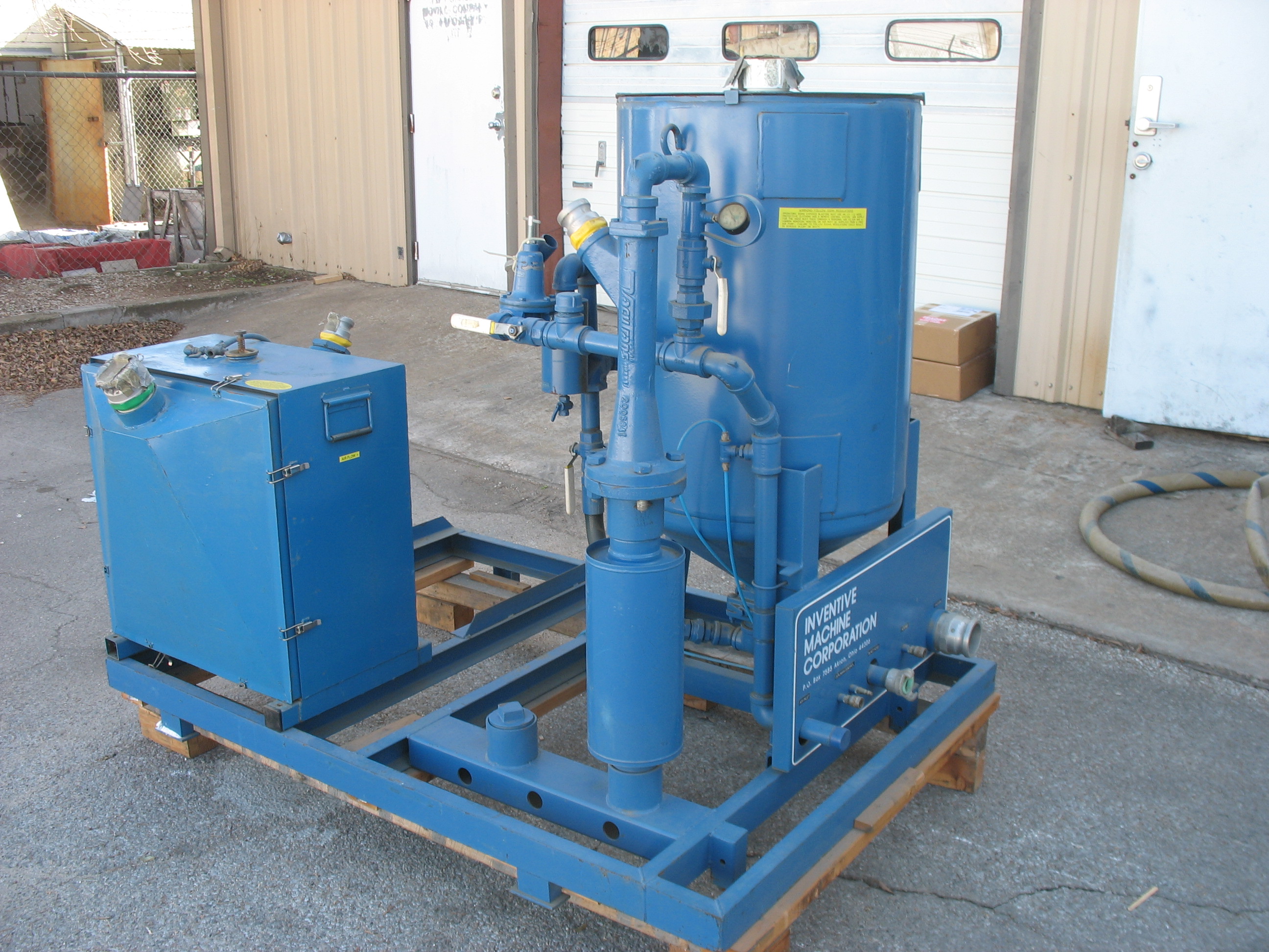 Blast N' Vac Sandblast Tank and Recovery System Manufactured by Inventive Machine Co.